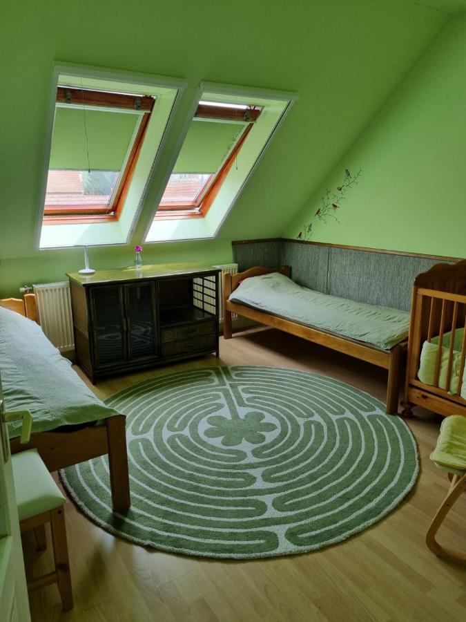 Koerteszirom Apartman Еґер Екстер'єр фото